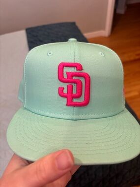 San Diego Padres New Era Mint Green and Black 59FIFTY Fitted Cap 7 1/2